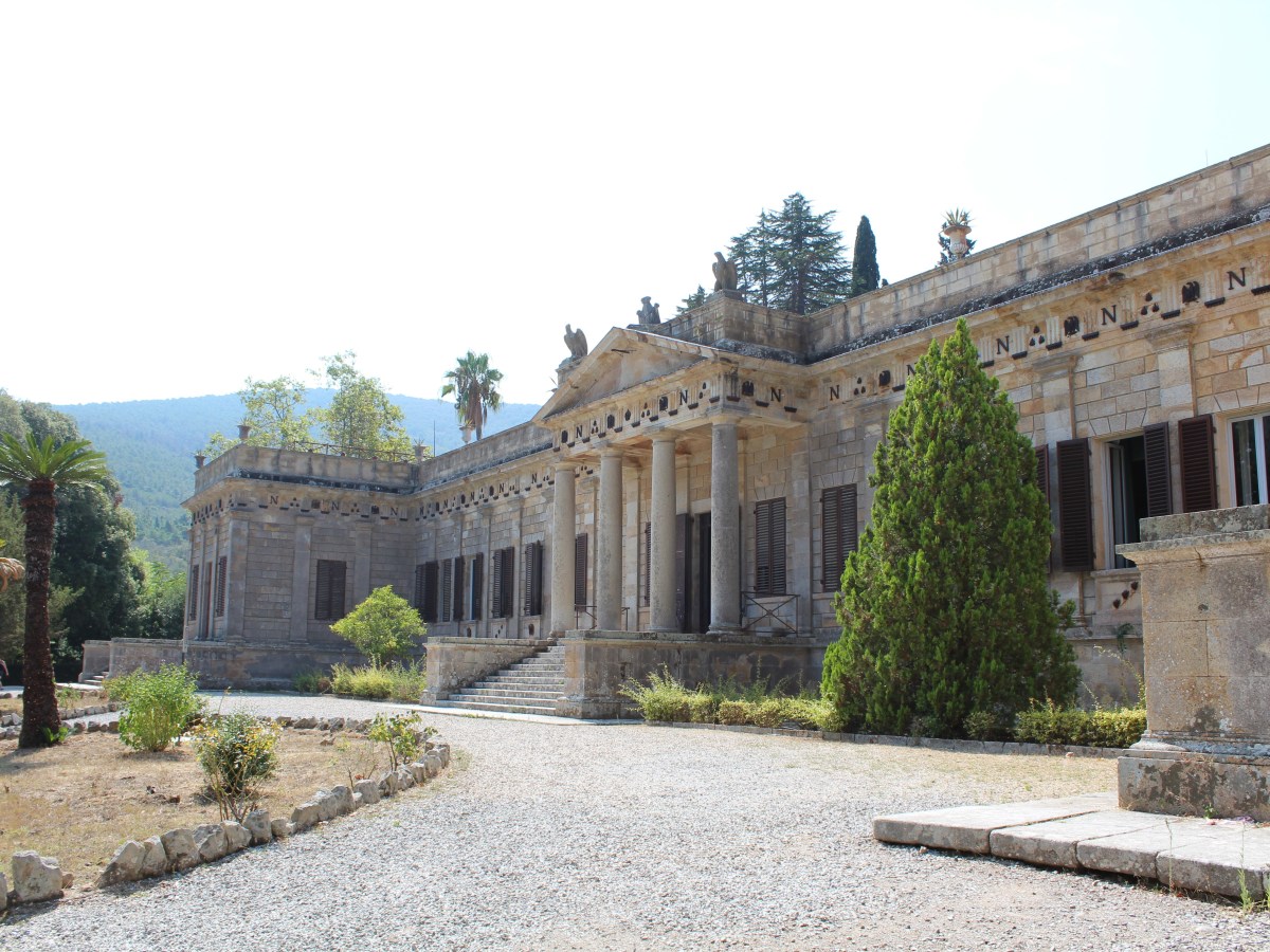 ВЕЛИКИЯТ ЗАТОЧЕНИК НА ОСТРОВ&nbsp;ЕЛБА