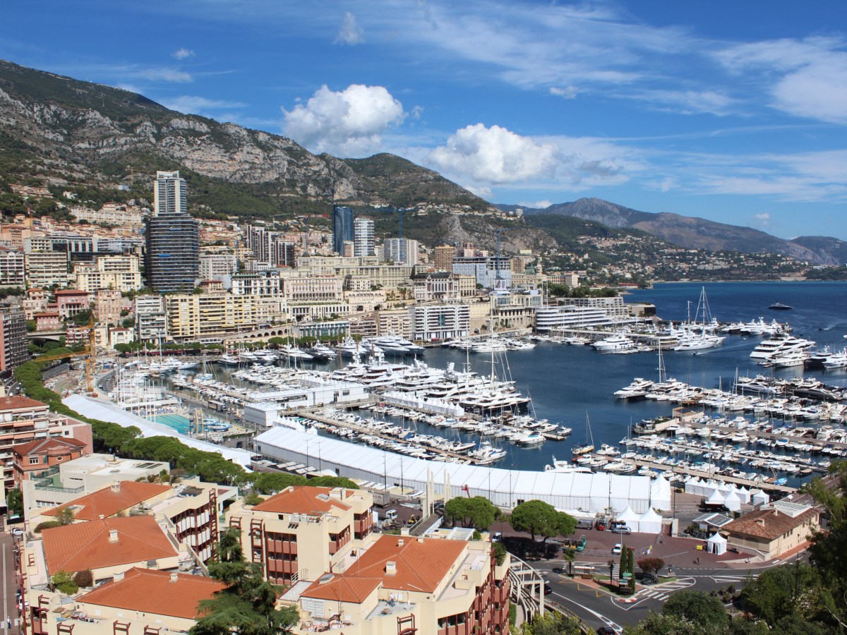 МОНАКО – ЛАЗУРНОТО ПРИСТАНИЩЕ НА&nbsp;ЛУКСА