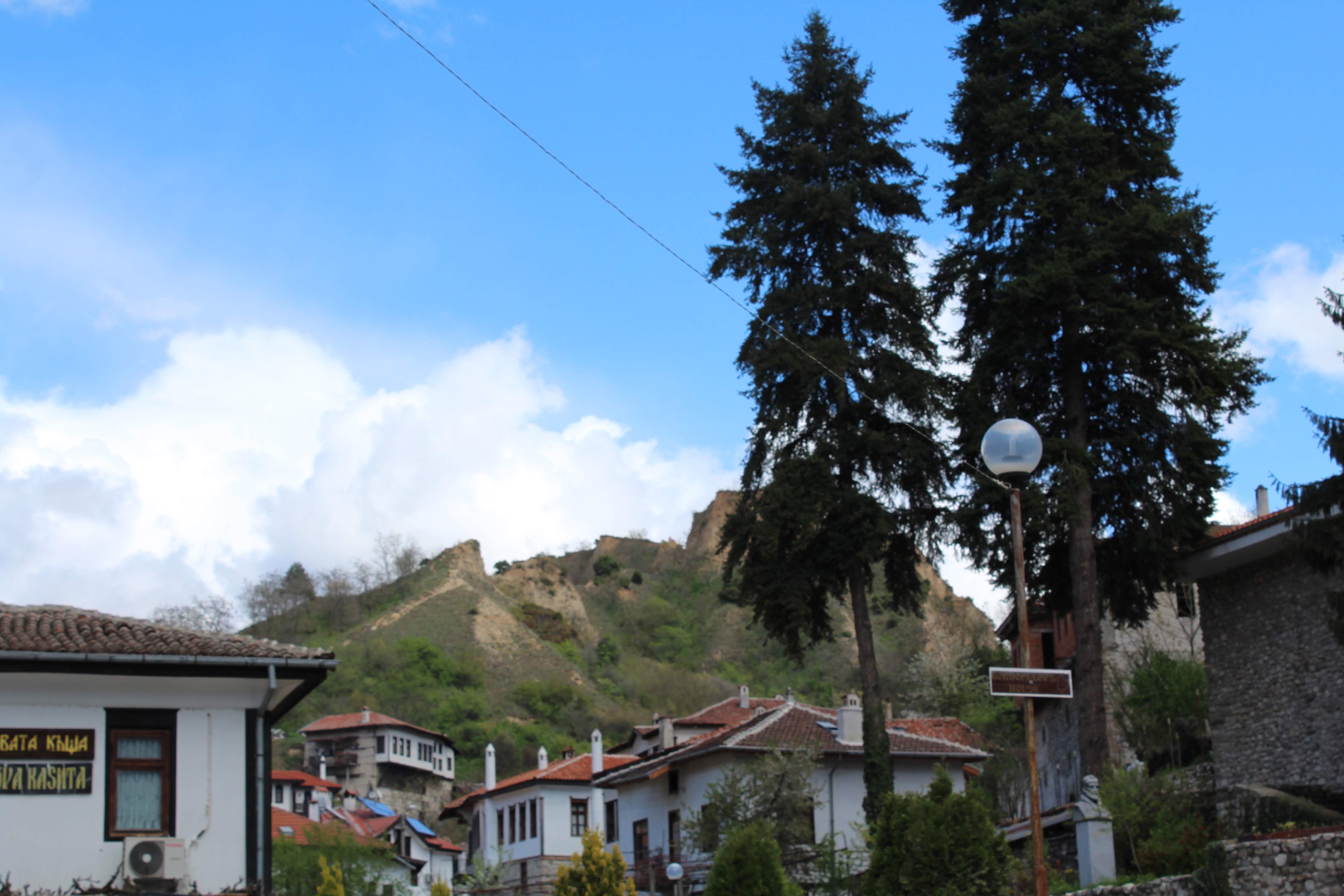 698E8DDC-921D-436B-9D3C-E84A663344CA