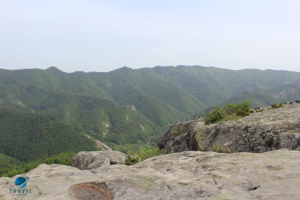 БЕЛИНТАШ – МИСТЕРИЯТА НА БЕЛИЯ&nbsp;КАМЪК