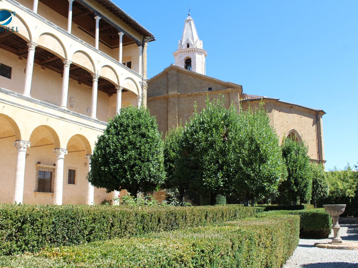 ПИЕНЦА – ИДЕАЛНИЯТ ГРАД НА&nbsp;ПАПАТА