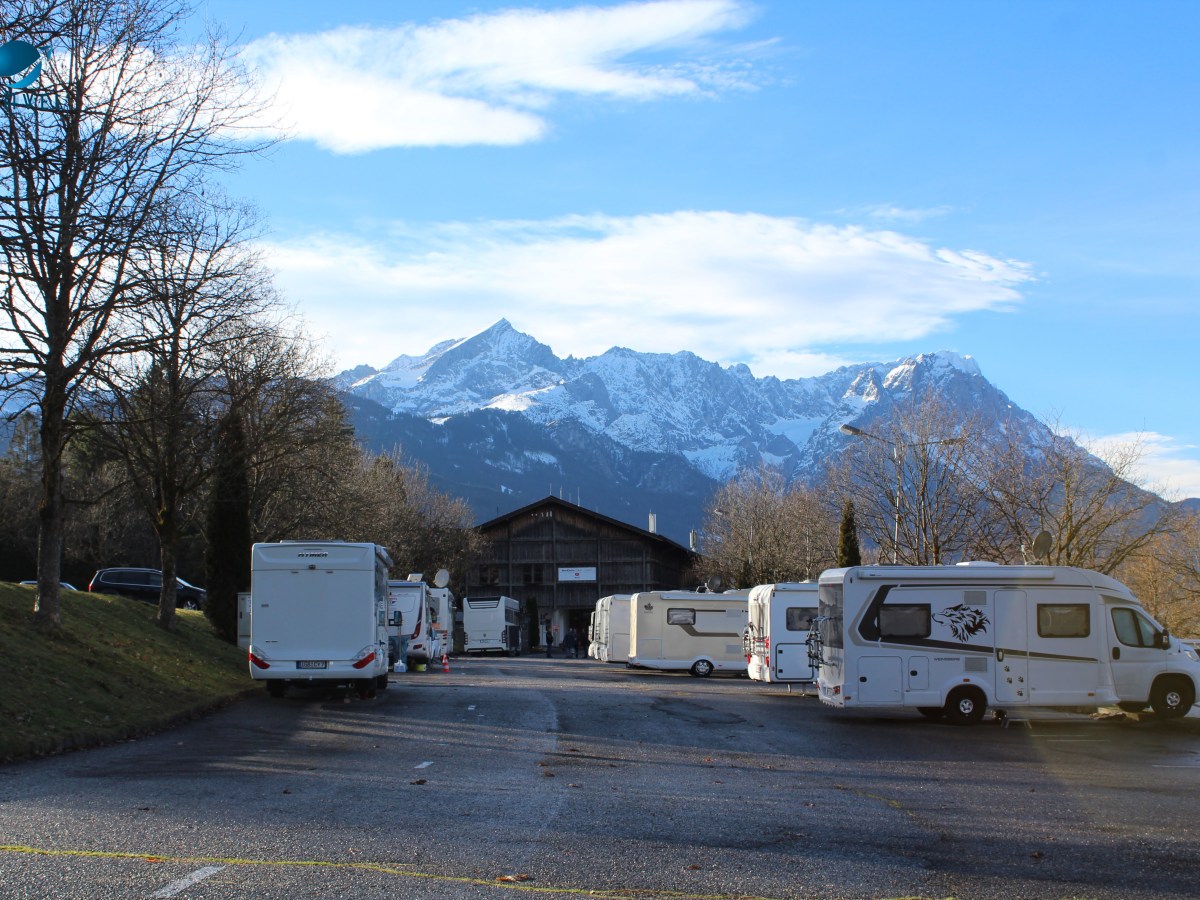 С НАС НА КЕМПЕР ПЪТЕШЕСТВИЕ – БАВАРСКА КОЛЕДНА ПРИКАЗКА /ПЪТЕПИС&nbsp;2023/