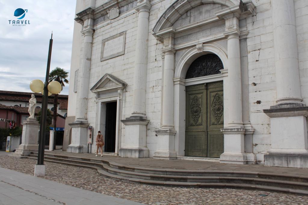 Палманова, Италия