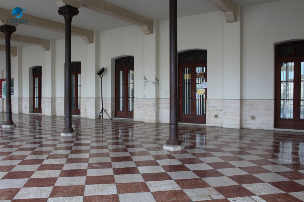 Палманова, Италия